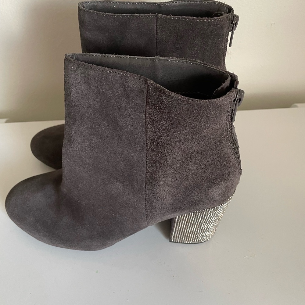 Kenneth Cole Suede Ankle Boots